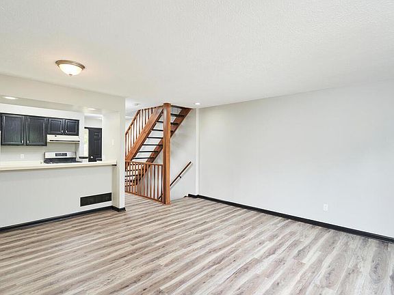 2nd image of 2440 Wrens Dr S