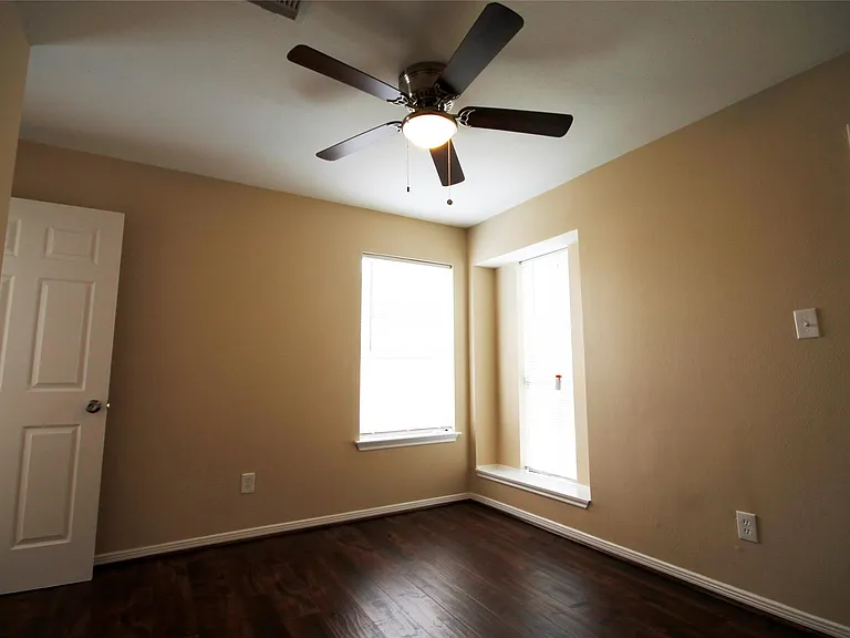 11615 Glenwolde Dr — Photo 21