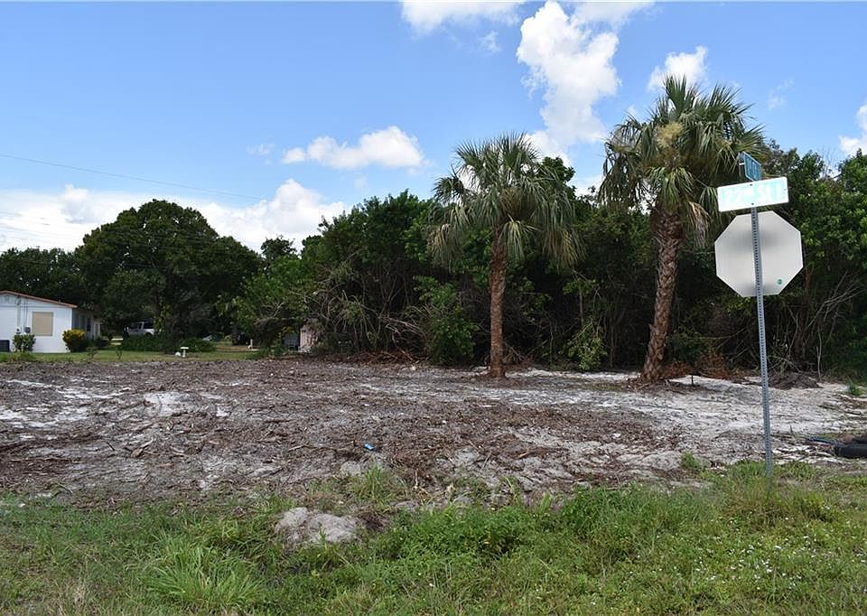 1st image of 2173 1st Ct SE