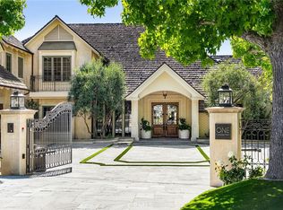 1 Cypress Point Ln, Newport Beach, CA 92660