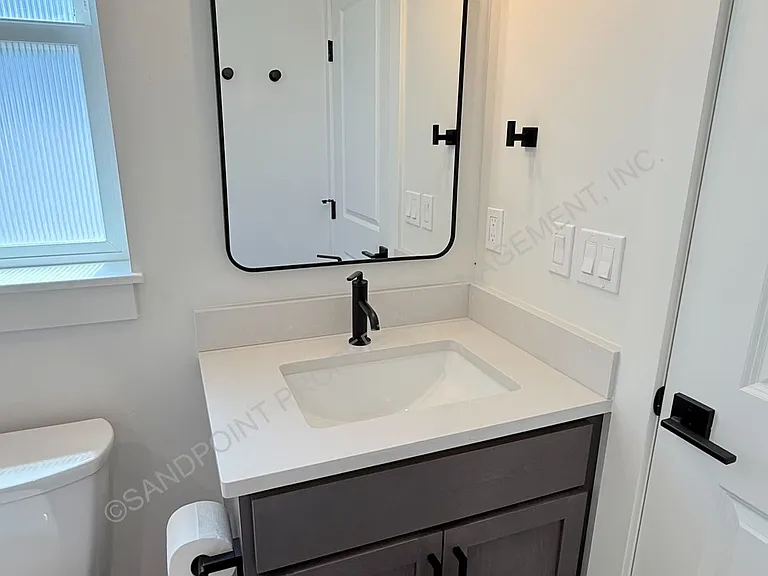 655 Oak Ave — Photo 37