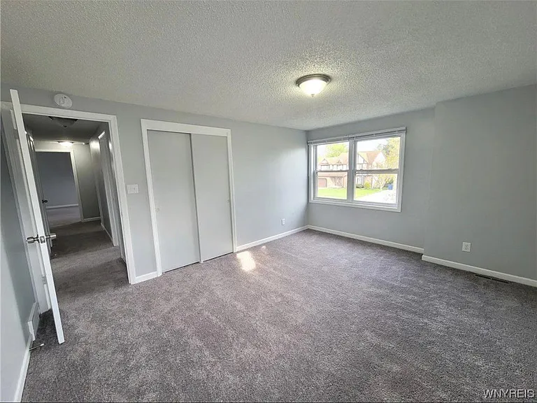 48 Taverly Dr — Photo 20
