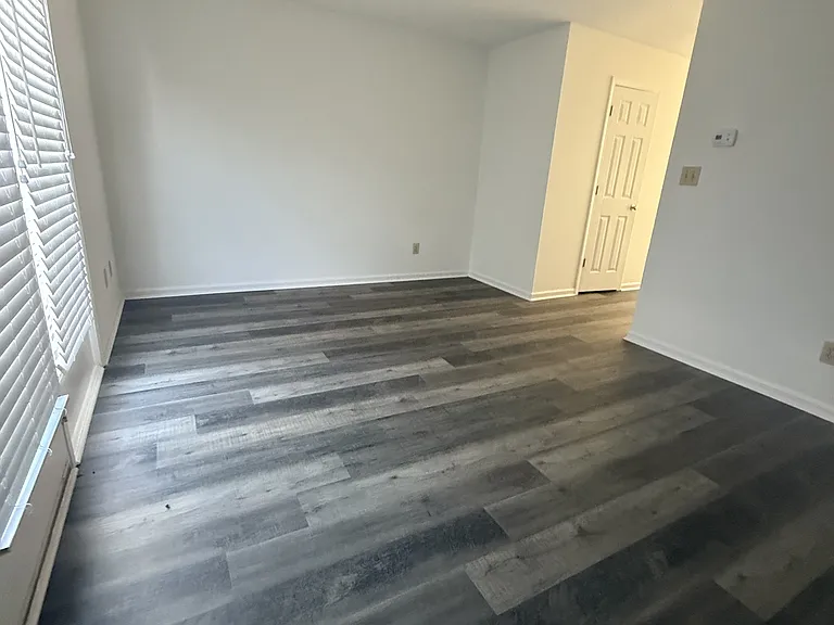 203 S Lincoln St #1 — Photo 4