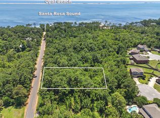 1615 Fuller Dr, Gulf Breeze, FL 32563