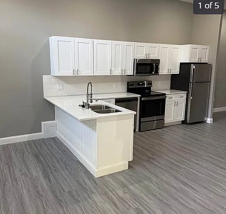 2nd image of 255 Washington Ave #5