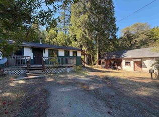 120 Lado Del Rio Dr, Gasquet, CA 95543