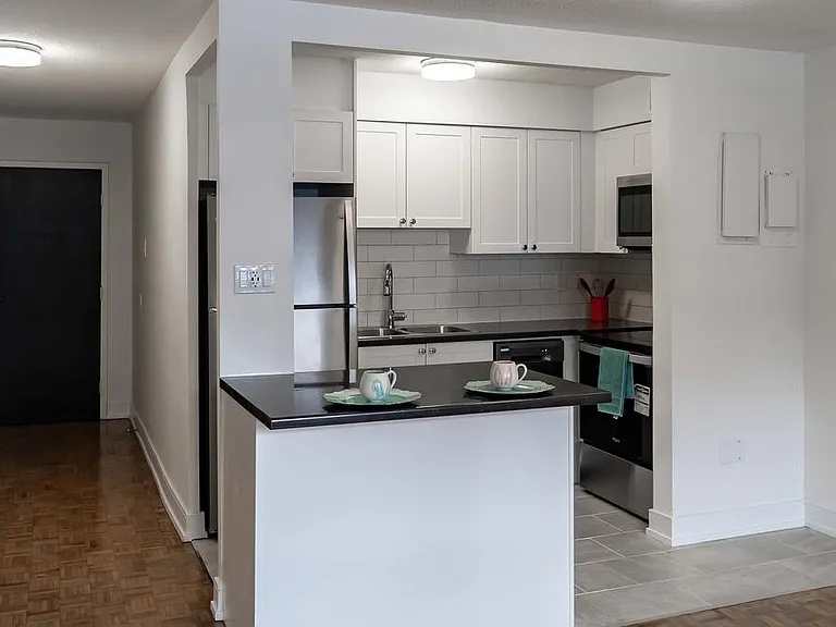 490 Nelson Ave #204 — Photo 23