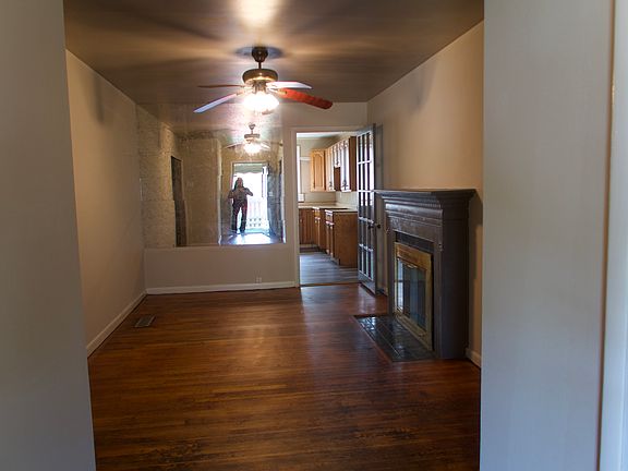 Dining Room/House Entrance 