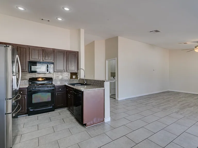 2028 Rustler Ridge Ave — Photo 23