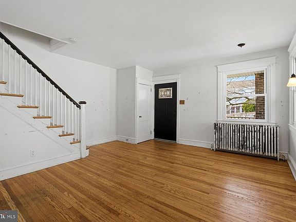 5th image of 229 Barrington Rd