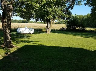 1861 County Road 100e, Dalton City, IL 61925