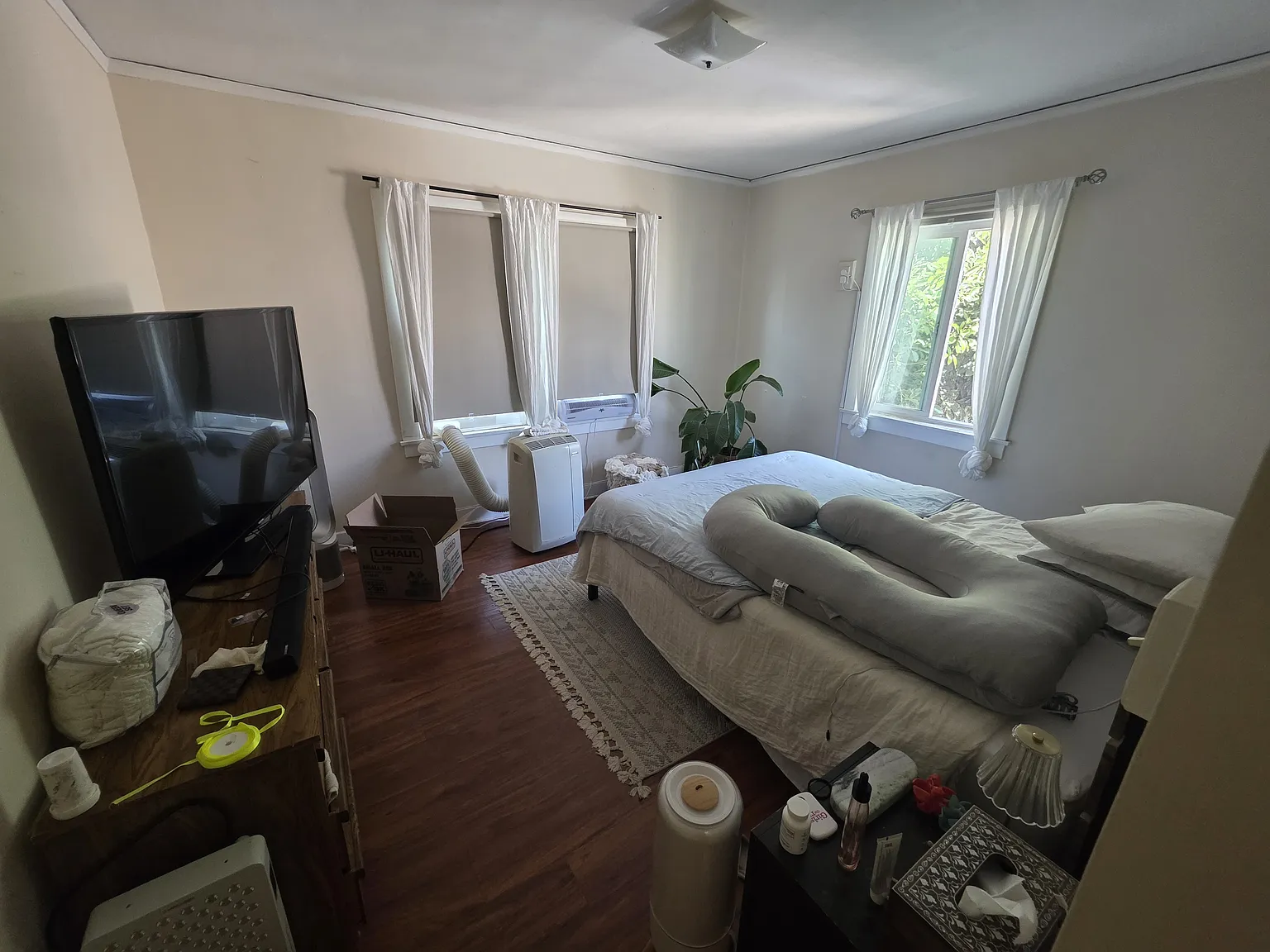 2 bed, 1000 sqft, $2,095 — Photo 2