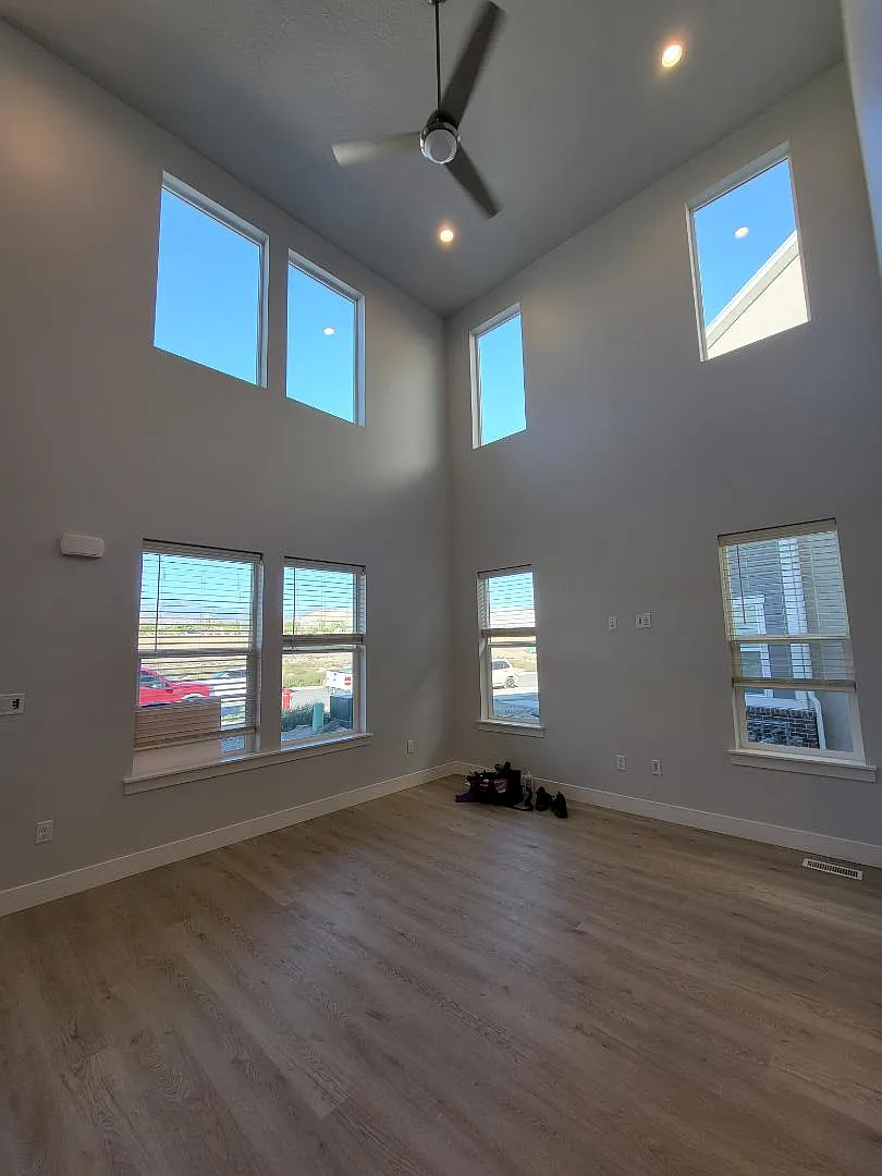 13901 S Wide Ridge Way — Photo 1