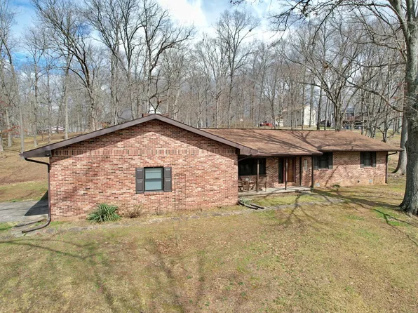 390 Hensley Hills Dr, Vienna, IL 62995