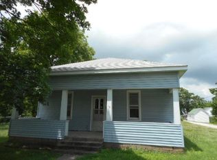115 W Fields Blvd, El Dorado Springs, MO 64744