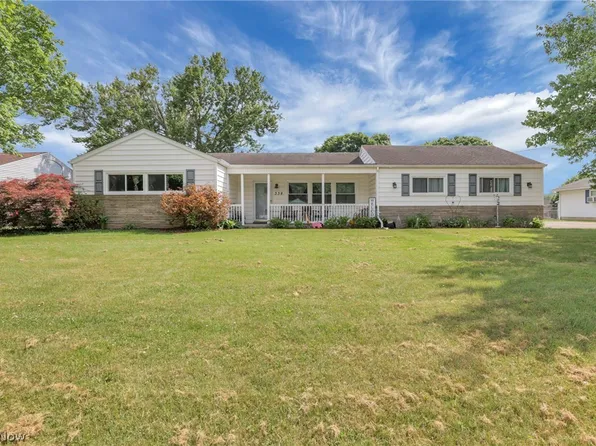 338 Elm St, Duncan Falls, OH 43734