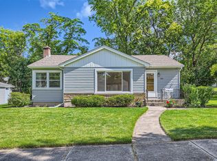 300 8th St, Downers Grove, IL 60515