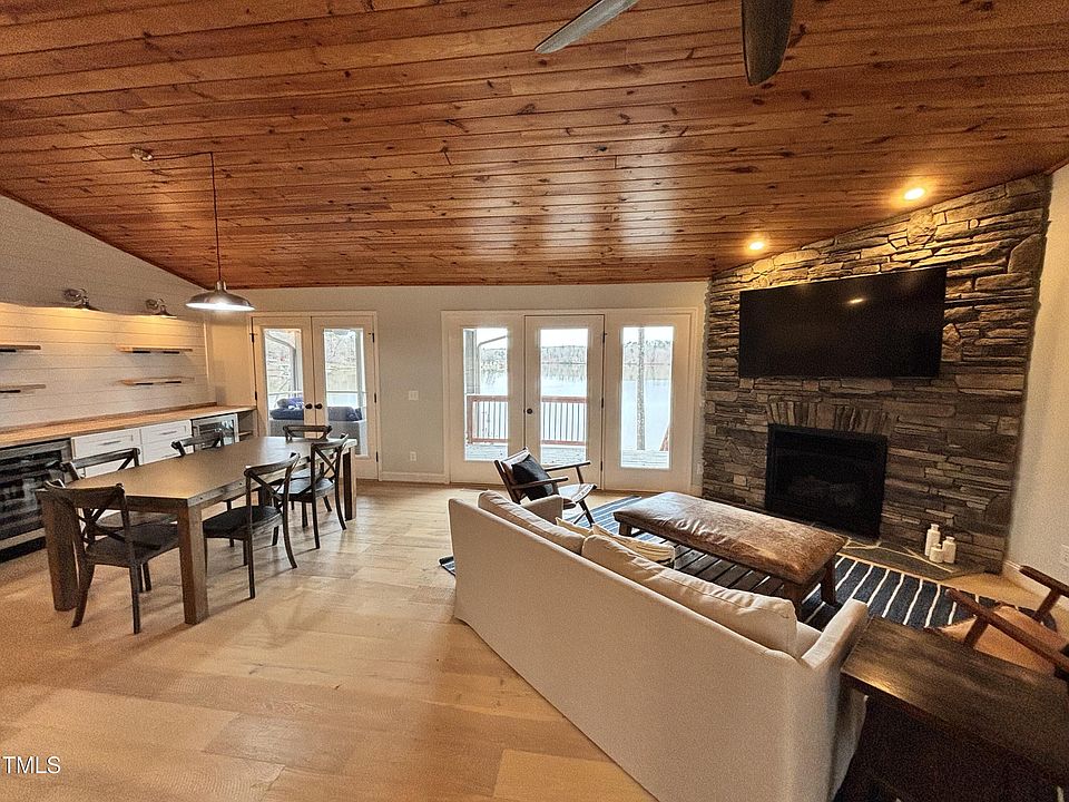 2nd image of 130 Cobbs Creek Rd