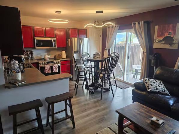 1105 N River Rock Dr