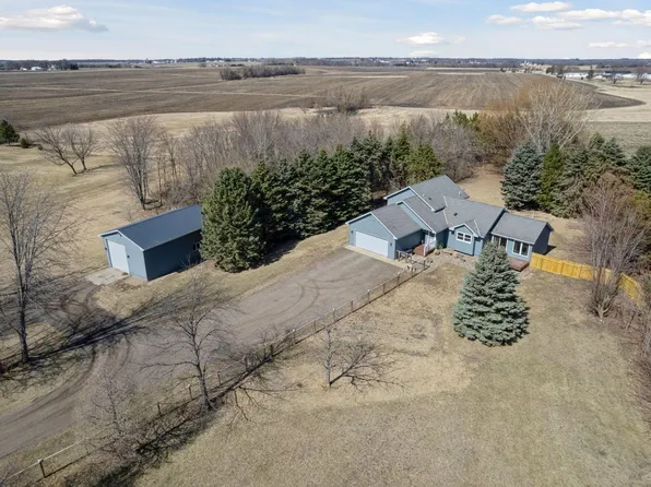 25702 200th St, Belle Plaine, MN 56011