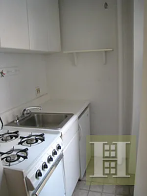 Rented by Halstead Real Estate | media 13