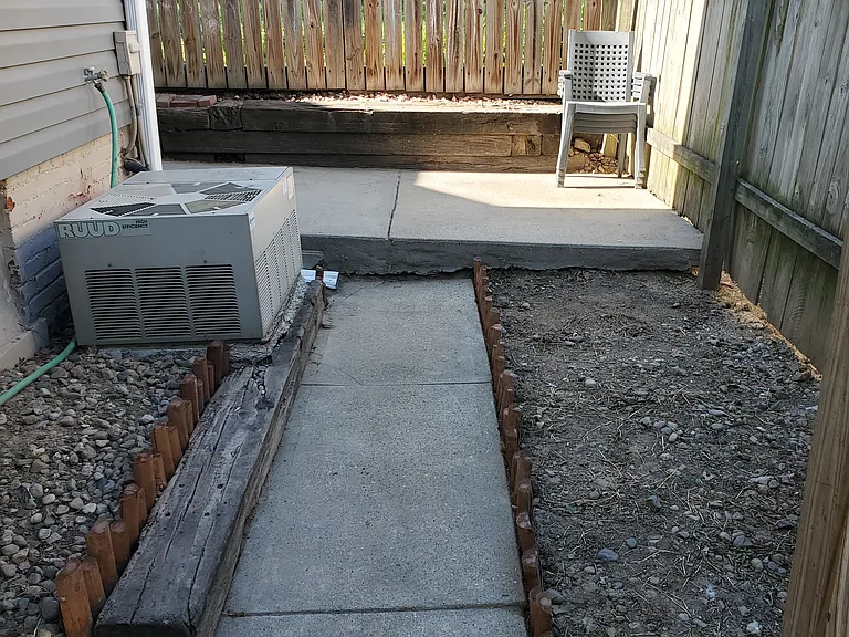 3558 Jones St — Photo 33