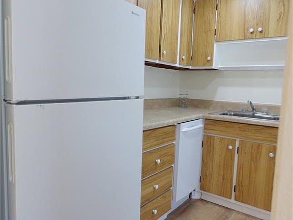 5th image of 1500 SE 15th St APT 213