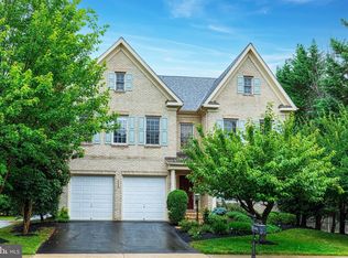 2360 Jawed Pl, Dunn Loring, VA 22027