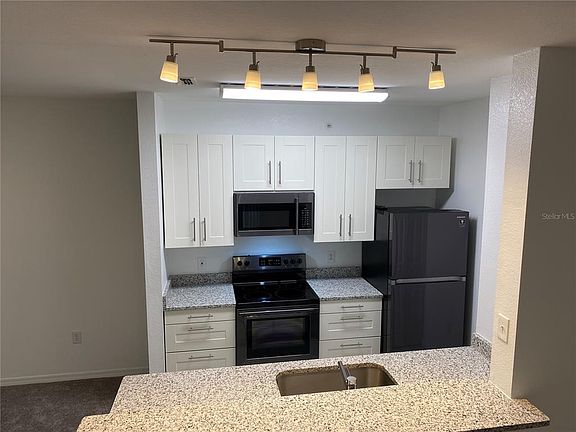 3rd image of 5455 VINELAND ROAD #3310