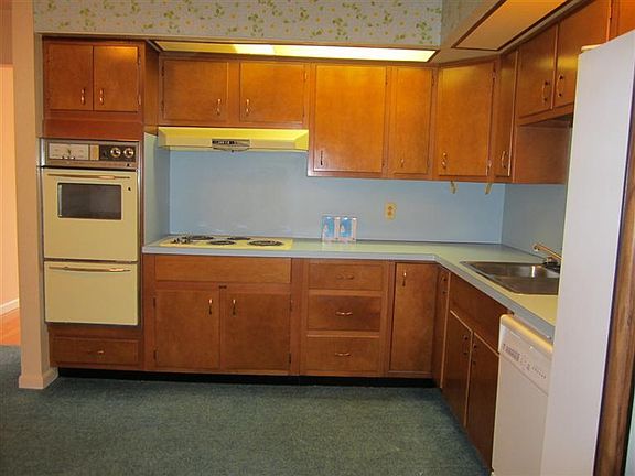 5th image of 151 Winnet Dr