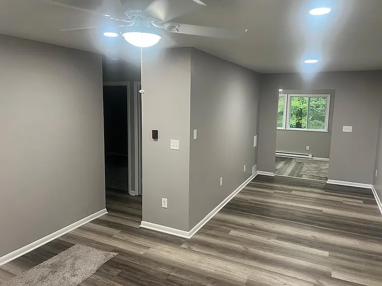 124 Spruce Ln — Photo 4