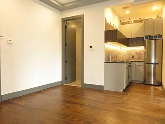 Rented by Rennit Inc.