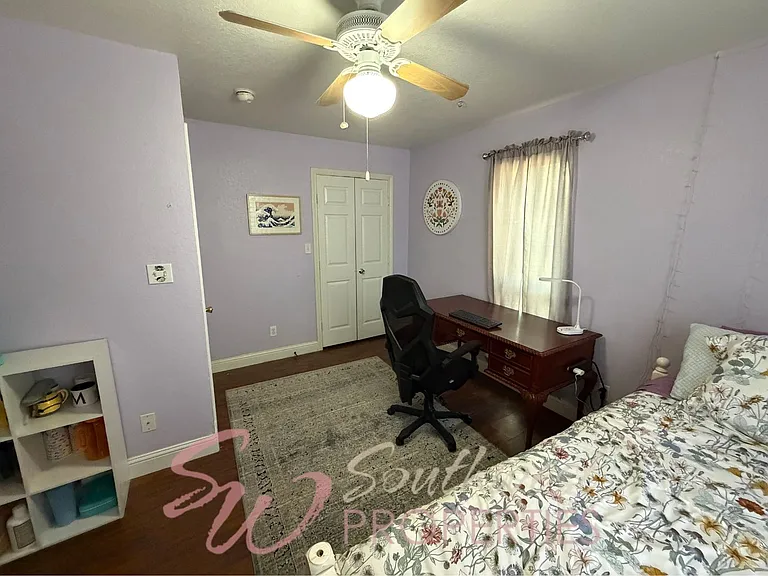 979 W Pecan St — Photo 18
