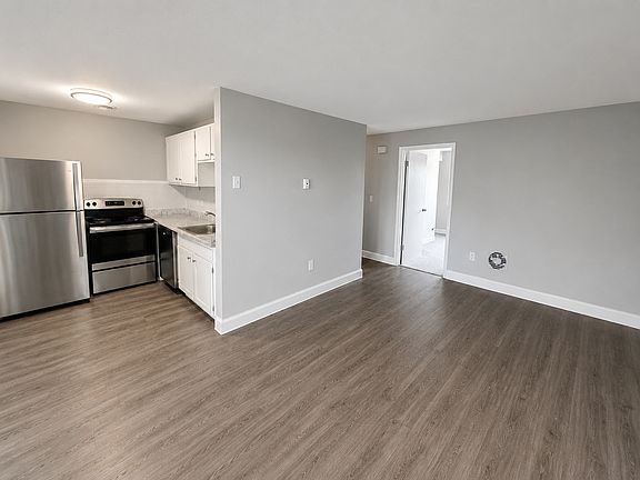 5th image of 309 Crystal Ave #9A