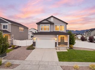 1618 S Williams Dr, West Haven, UT 84401