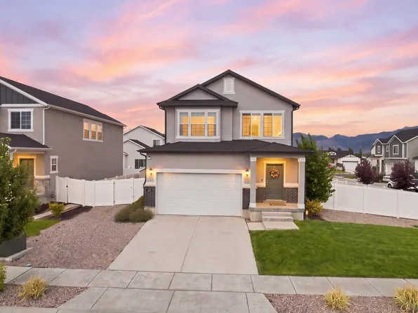 1618 S Williams Dr, West Haven, UT 84401