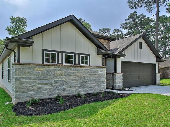 3rd image of 12111 Mustang Avenue
