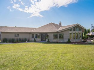 3902 Hillside Rd, Slinger, WI 53086