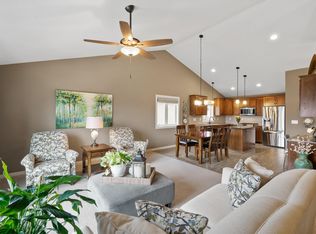 11732 Erskin Cir, Blaine, MN 55449