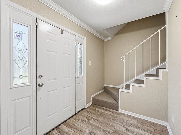 4th image of 1542 Marshall Woods Dr