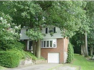 341 Holiday Park Dr, Pittsburgh, PA