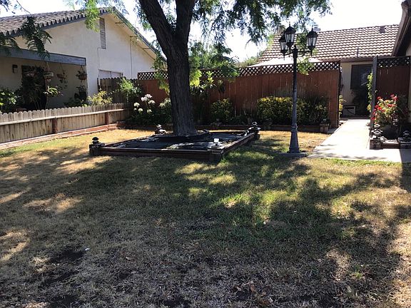 3rd image of 8316 Neubourg Dr