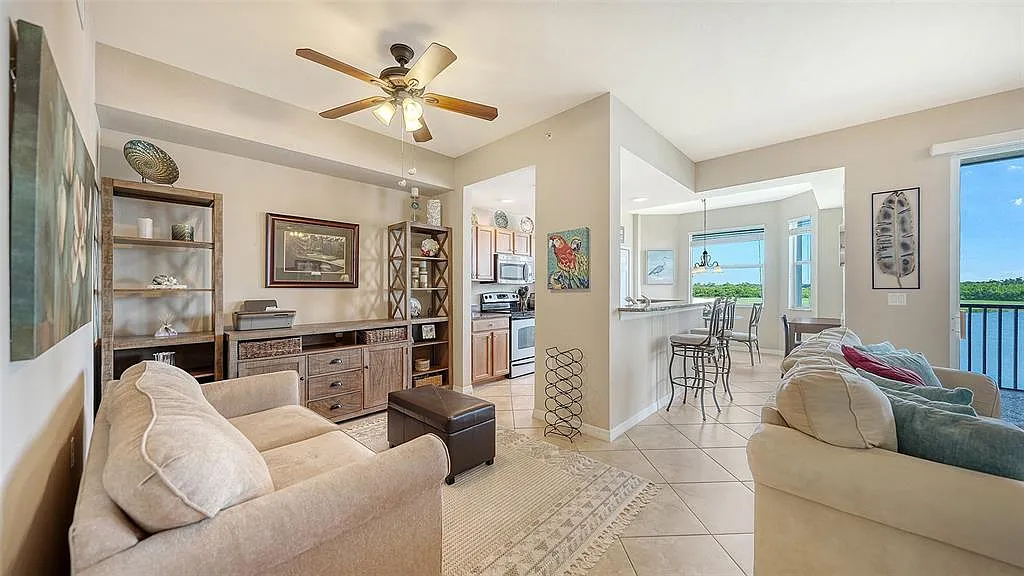 2 bed, 2.0 bath, 1156 sqft, $2,000 — Photo 4