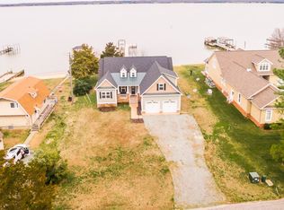 3306 Grandview Dr, Dunnsville, VA 22454