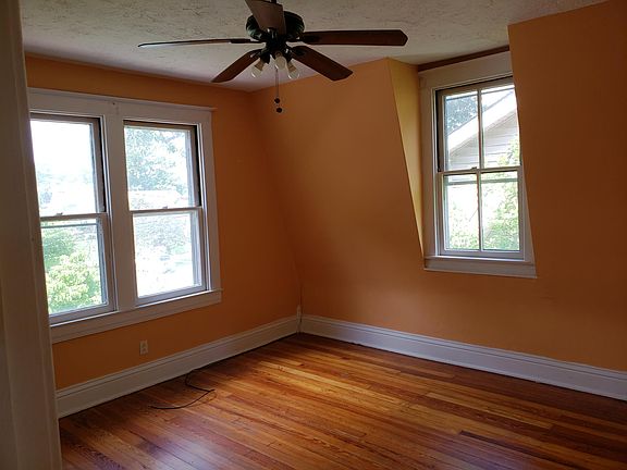 2nd image of 2403 Wallace Ave #2