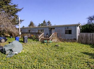 1725 Peach Ave, McKinleyville, CA 95519