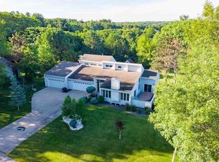 3878 Locust Ridge Rd NE, North Liberty, IA 52317