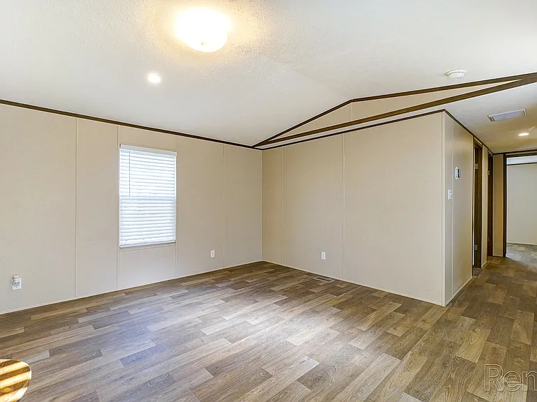Texarkana - Rent to Own — Photo 11