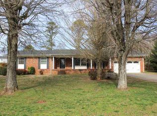 215 Blythe Ferry Rd NE, Cleveland, TN 37312