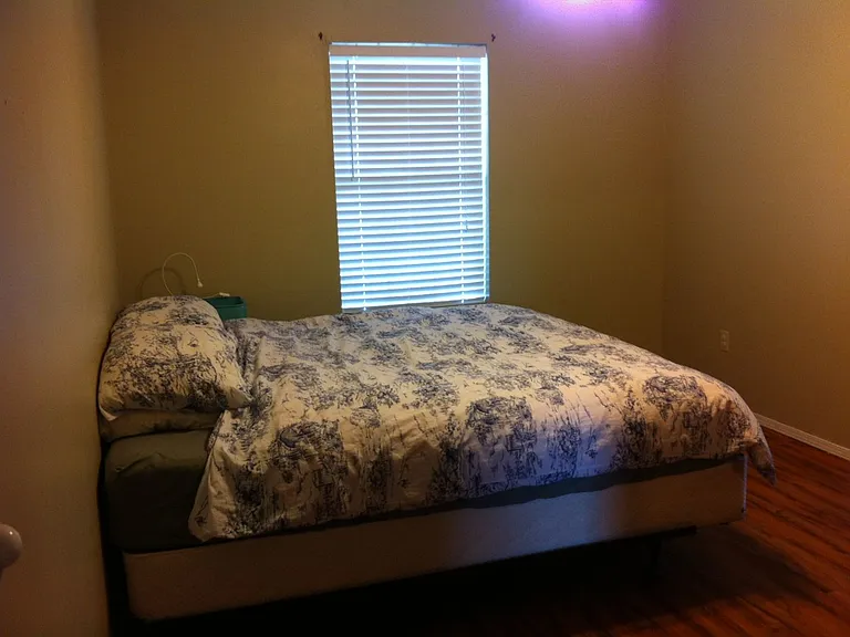 4033 N Cambray Dr — Photo 5